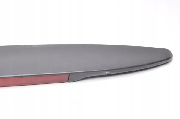 Spoiler Volvo C30 OEM 30674244 - Estado Usado image 4
