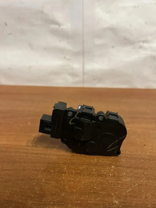 Moteur de volet D3180 pour BMW 3 E90 Diesel 2005 image 3