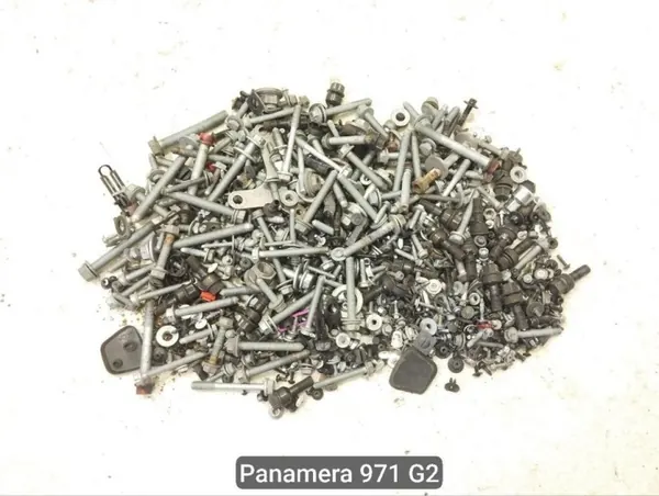 Conjunto de Parafusos Porsche OE 254866 para Panamera 2018 image 2