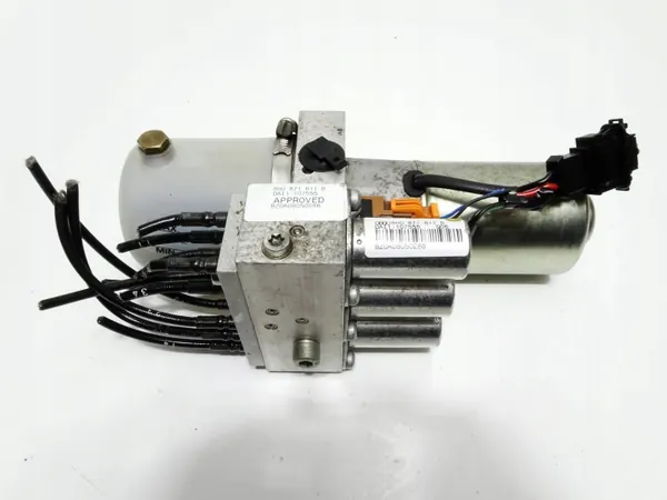 Kattomoottoripumppu OEM 8H0871611B Audi A4 B7 Cabriolle image 2