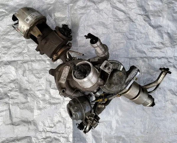 Válvula de turbocompresor Citroen C5 III X7 2.2 HDI 170CV 9686782580 image 4