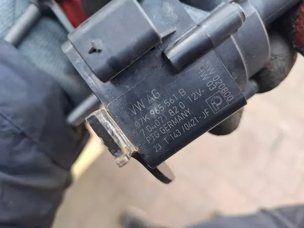 Tilläggsvattenpump Audi 4x4/SUV OE 07K965561B image 3