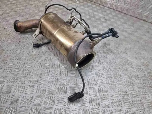 OEM 8W0131765L Audi A4 B9 Avant Katalysaattori image 3