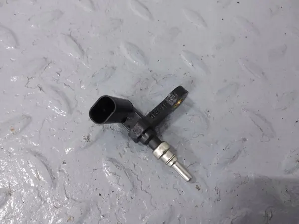 Kühlmitteltemperatursensor OEM 05E919501 für Skoda Kamiq image 5