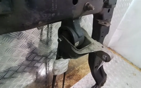 Begagnad Opel OE framfjädring OEM Wrakowisko-7133- image 4