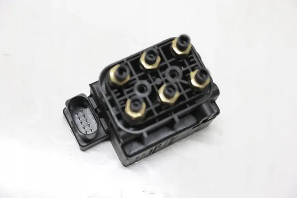 Barra distribuidora suspensão ar Porsche Touareg OEM 15-1524-00272 image 3