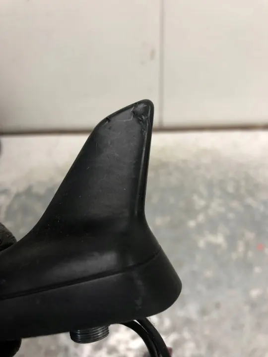 Audi Q5 Shark Fin Antenni OEM 8R0035503B image 3