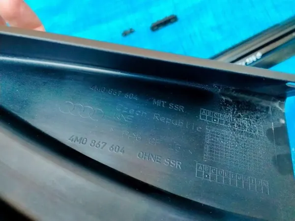Audi SQ7 Q7 OEM 4M0861334B Estore Traseiro Direito image 7