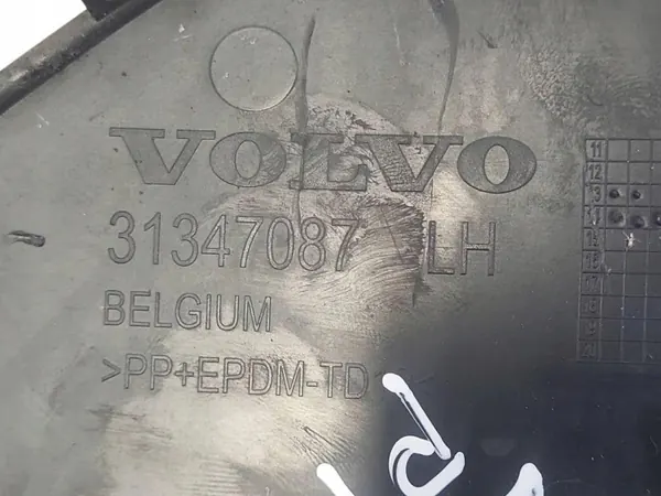 OEM 31347087 Linker voorbumperstrip Volvo V40 image 4