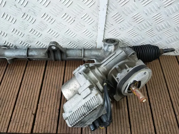 MINI COOPER R56 06-13 Compressor Versnellingsbak OEM 6783546 image 5