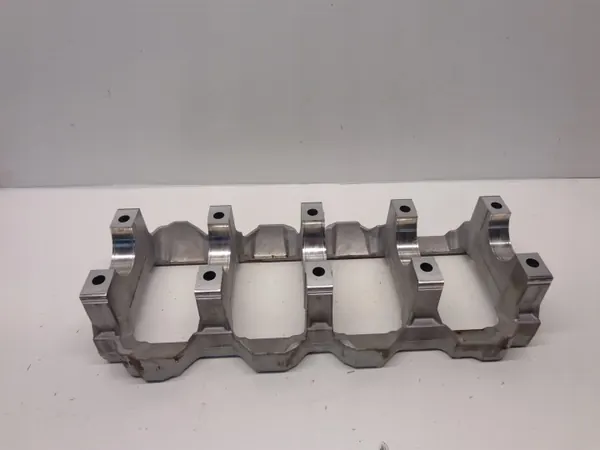 Suporte de virabrequim Mazda OE L8 700972 image 2