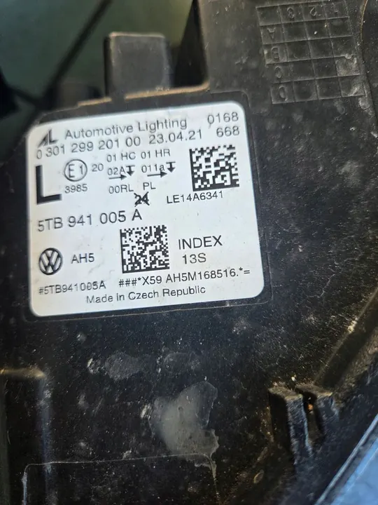 Faróis VW Touran 5TB 2015 H7 OEM 5TB941005A 5TB941006A image 4