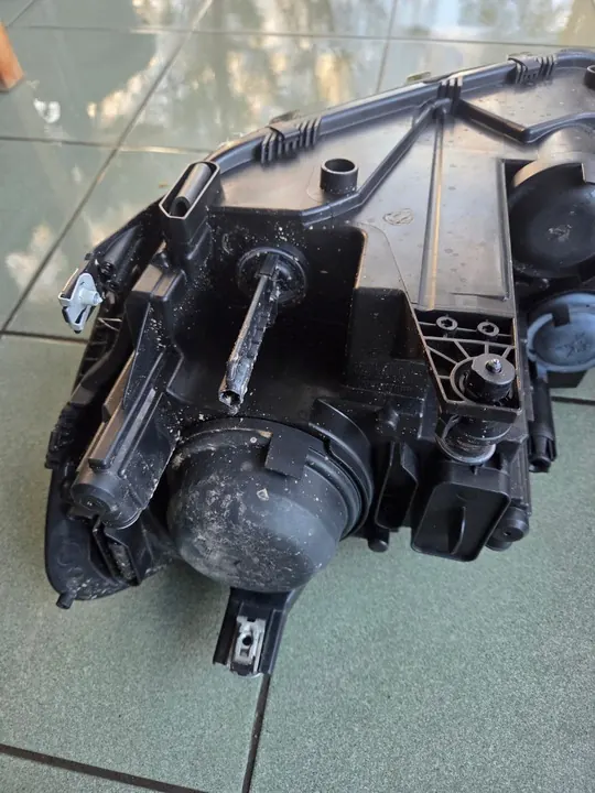 Faróis VW Touran 5TB 2015 H7 OEM 5TB941005A 5TB941006A image 6