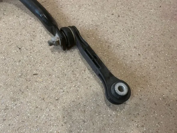 Taka stabilointitanko OEM 6865970 BMW 5-sarjalle image 3