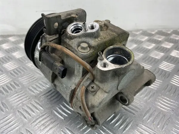 Compresor de AC Mercedes GLK 350 X204 A0008302100 image 3