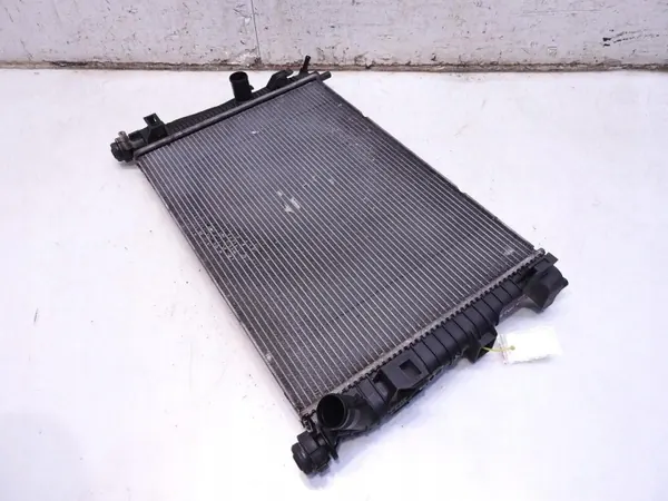 Mazda 3 II vattenkylare OEM 8V61-8005-BD image 3