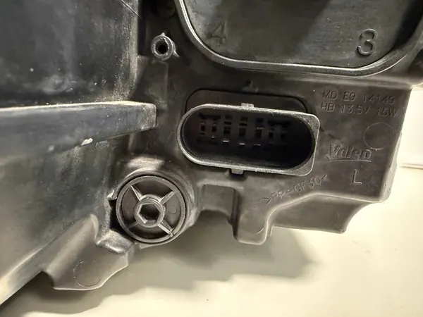 VOLKSWAGEN GOLF VII e-Golf Farol Esquerdo Full LED 5GE941773 image 9