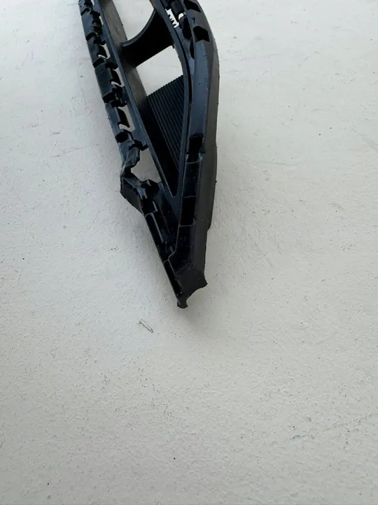 Grille de pare-chocs avant HYUNDAI I30 3 III 86561-G4000 image 8