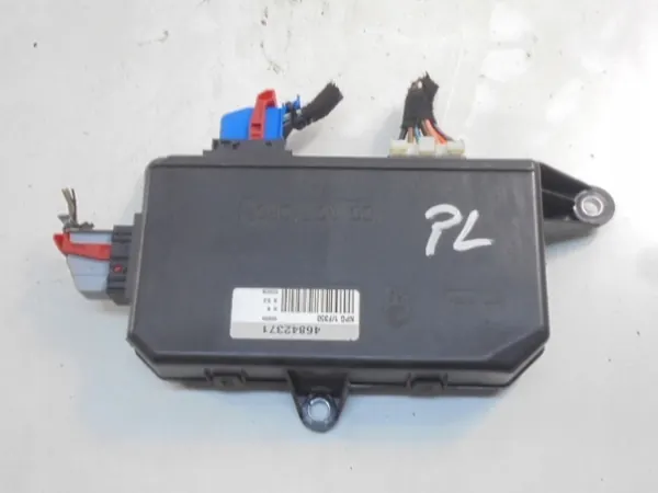 Módulo control puerta Fiat OEM 46842371 - Usado image 2