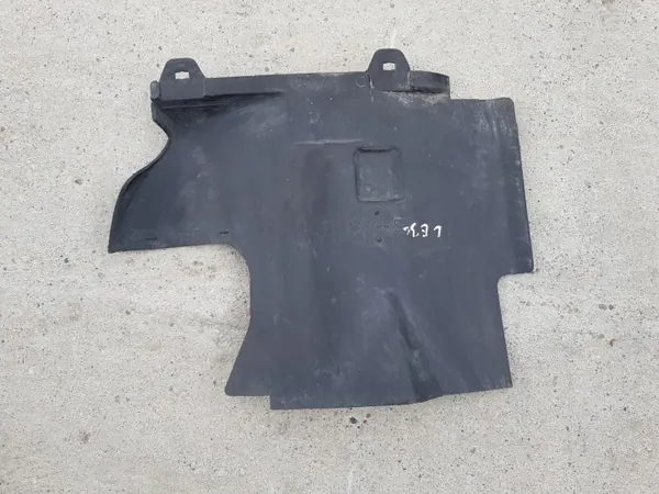 Cache phare gauche avant OEM 1965241 BMW E30 image 5
