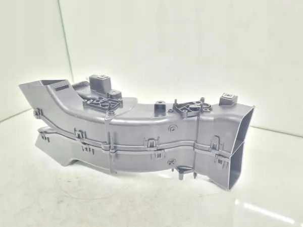 Conduto de ar Porsche Taycan OEM 9J1815327B - Usado image 4