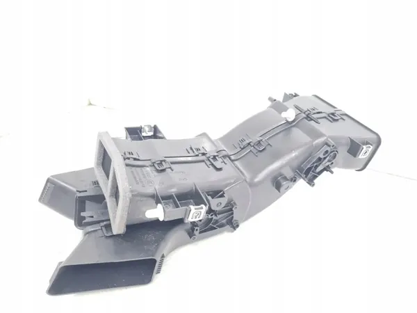 Conduto de ar Porsche Taycan OEM 9J1815327B - Usado image 5