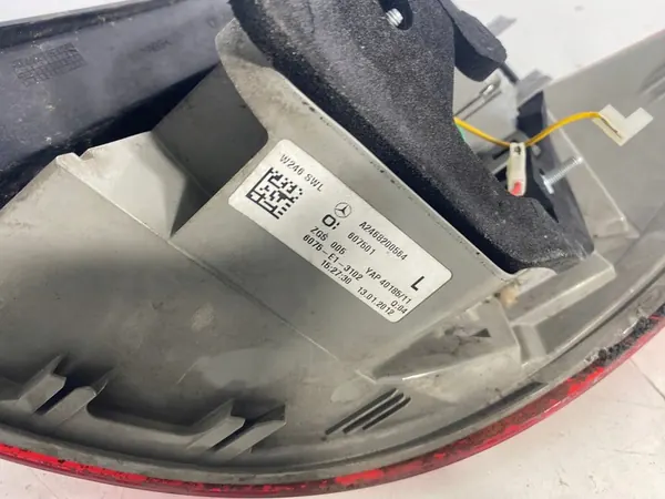 Linker achterlicht Mercedes W246 EU image 9