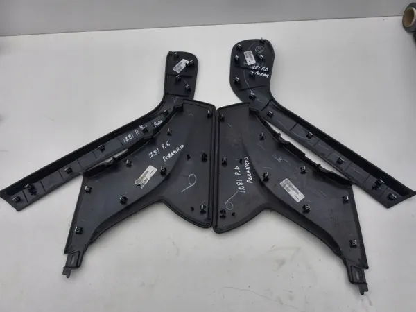 Cache latéral tunnel Tesla Model S 2015 OEM AMD211584 image 4
