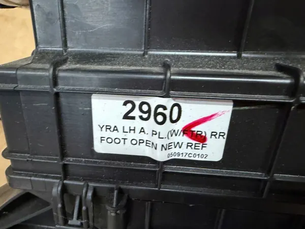 Suzuki Baleno II lämmitysydin OEM 4432702960 image 6
