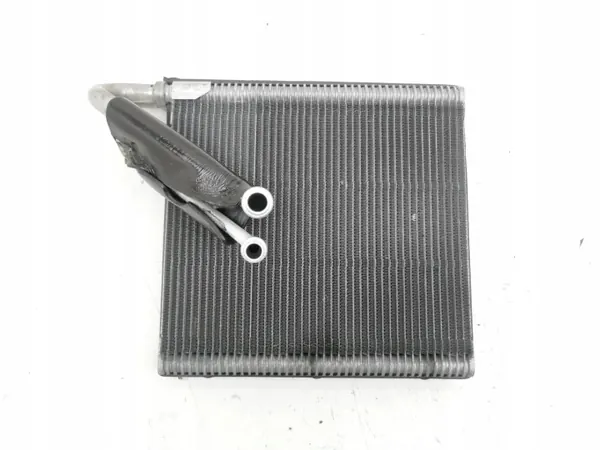 Audi Q2 2017 A/C-lämmitysydin OEM AMD146811 image 2