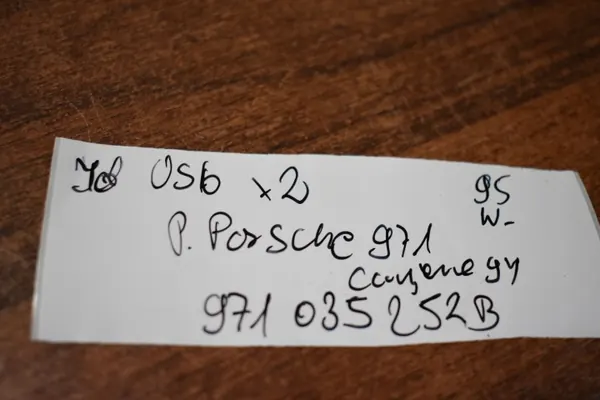 Puertos USB OEM 971035252B para Porsche Panamera 971 image 3