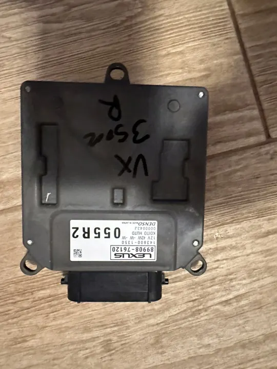 Convertidor Lexus UX OEM 89908-76120 - Usado image 2