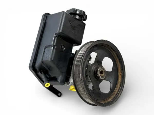 Servopumpe OEM 11GM301A mit Riemenscheibe image 2