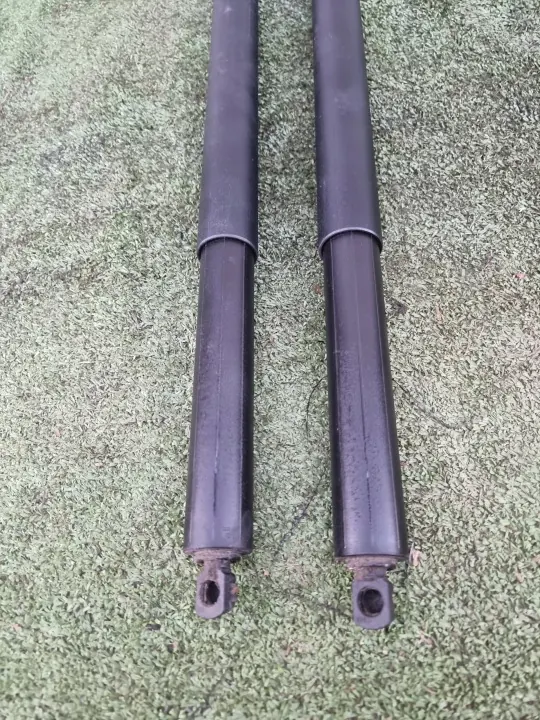 BMW X5 G05 achterklepactuator OEM 7441799 image 6