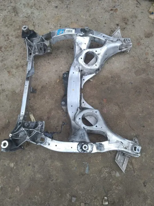 Voorophangbalk OEM 6796692 voor BMW F07/F10 image 2