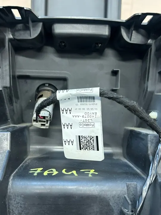 FT4B-R045A90-AG Accoudoir coffre pour Ford Edge II MK2 image 4