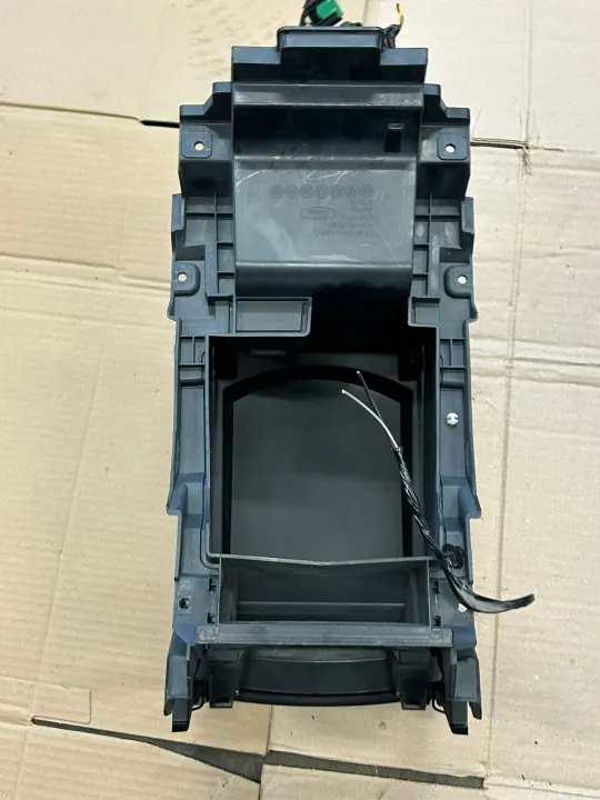 FT4B-R045A90-AG Accoudoir coffre pour Ford Edge II MK2 image 5