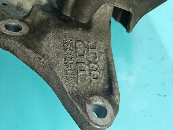 Vaihteiston tuki Ford Mondeo MK5 2.0 TDCI image 6