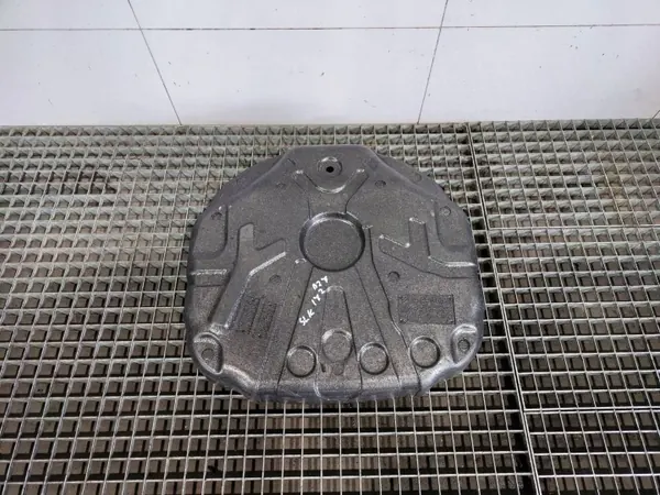 Isolamento base tanque AdBlue OEM A1724730047AOP1145453 image 3