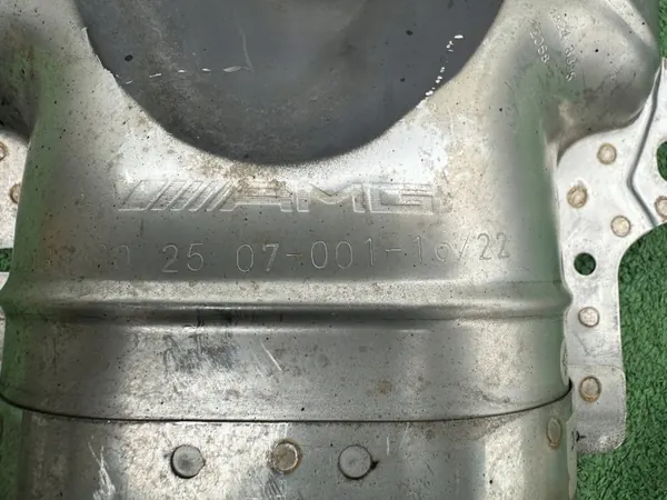 Mercedes-Benz Avgasrörsslut OEM A2134902507 image 9