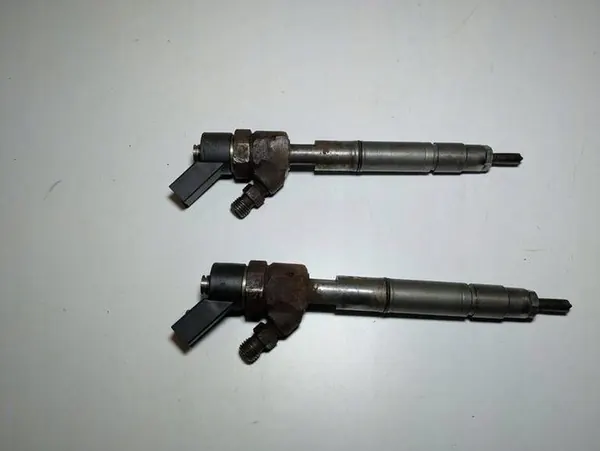 MERCEDES A-KLASA W168 1.7 CDI Injektor 0445110116 image 2