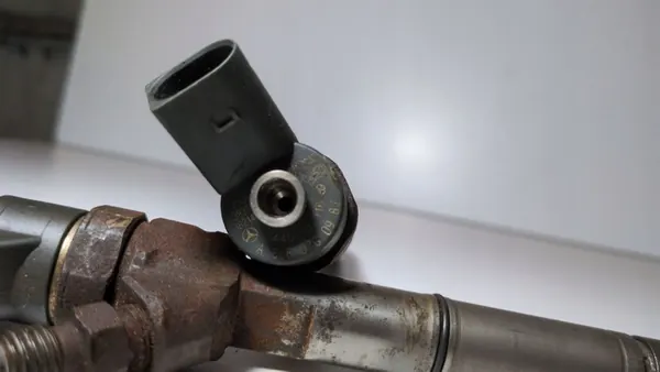 MERCEDES A-KLASA W168 1.7 CDI Injektor 0445110116 image 6