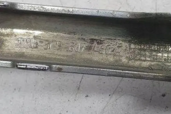 Oikea takapuskurin lista VW PASSAT B7 ALLTRACK image 3