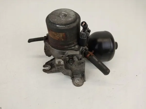Pompe à vide de frein OEM 006-V95-151D - Honda OE d'occasion image 2