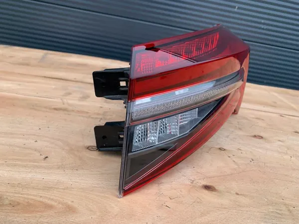 LÁMPARA TRASERA DERECHA LED SKODA KODIAQ LIFT 565945208B image 3