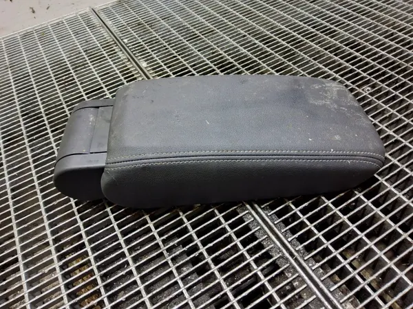 Accoudoir console Audi A3 8Y OEM SKE56279 image 3