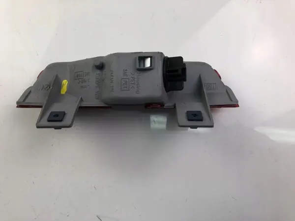 Toyota RAV4 Derde Remlicht OEM 8157049015 image 5