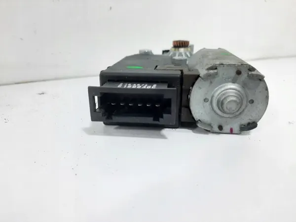Fiat Schiebedachmotor OEM 61.110.49B - Gebraucht image 5