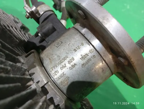Mercedes Visco Lüfterkupplung OEM A0002008522 Gebraucht image 6