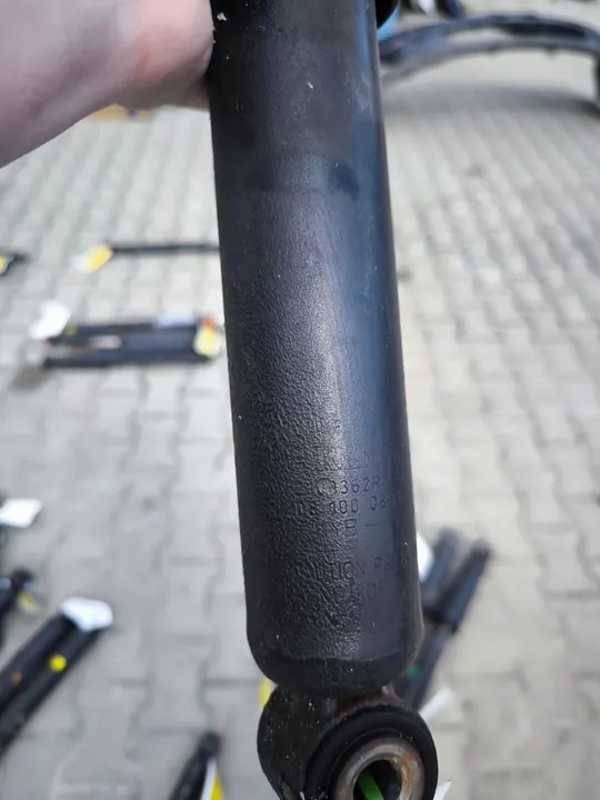 Ammortizzatore posteriore Nissan NV400 image 4